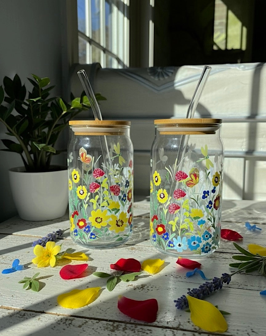 Colorful Garden With Butterflies glass can with lid and straw 16oz