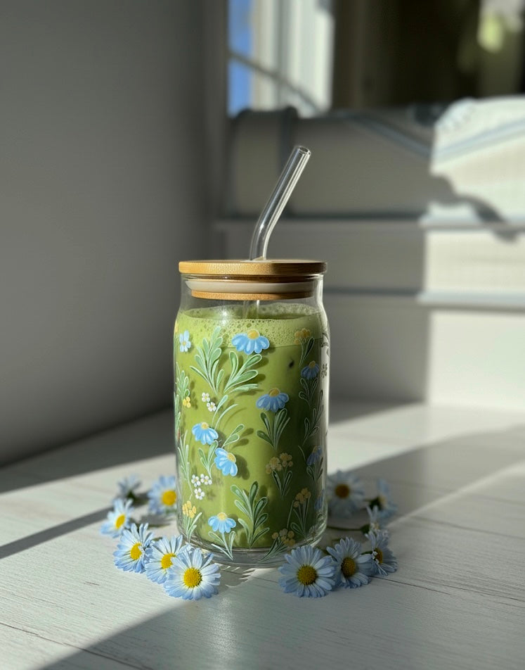 Blue Daisies glass can with lid and straw 16oz